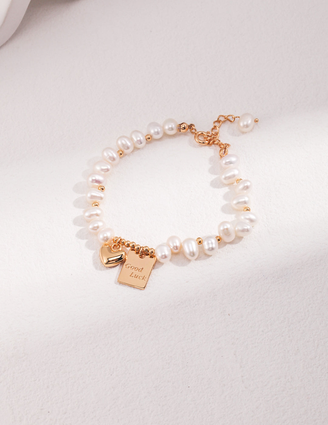 Pearl Lucky Charm Bracelet (Gold)