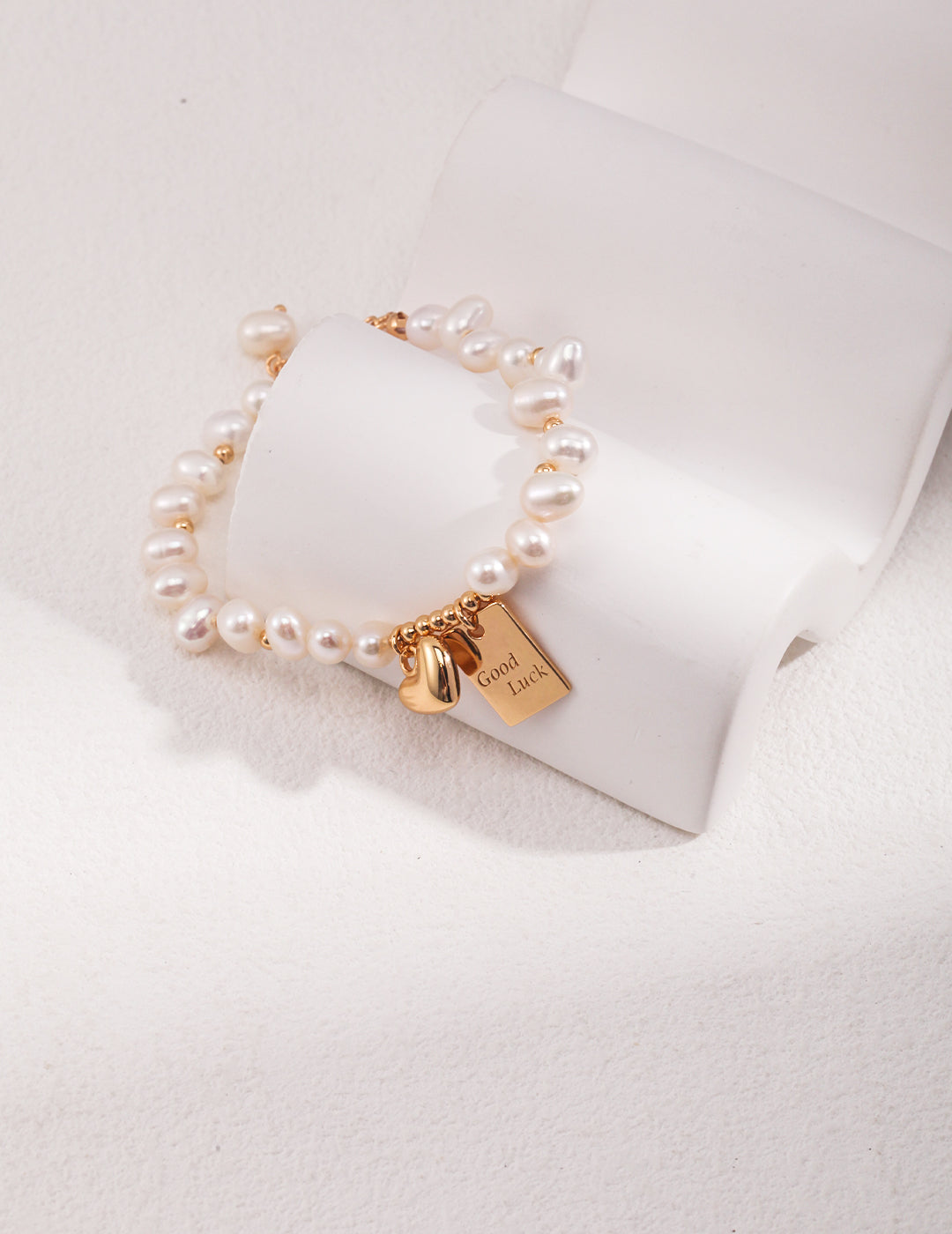 Pearl Lucky Charm Bracelet (Gold)