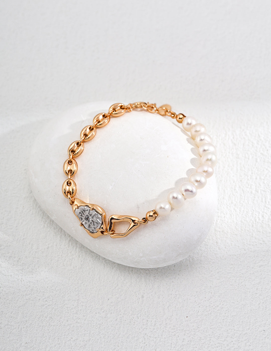 Gold Plated Silver Bracelet With Natural Pearl