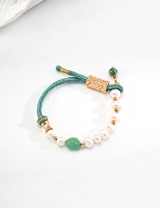 Natural Jade Woven Bracelet With Pearls In Gold Plated Silver